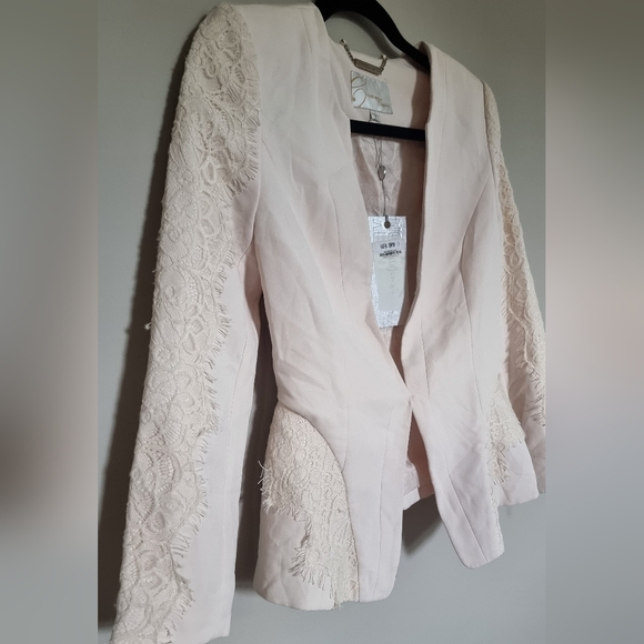 Elegant feminine vero moda blazer lace details - Picture 2 of 8